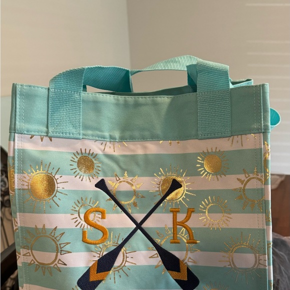 Thirty One Essential Storage Tote in Rays for Days BNIP! - Picture 9 of 9